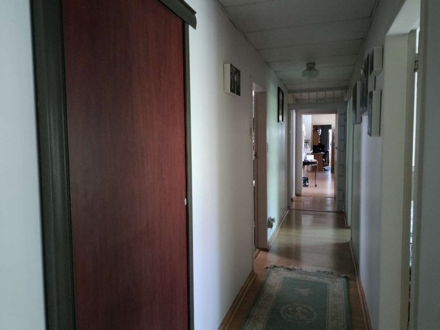 4 Bedroom Property for Sale in Langenhovenpark Free State